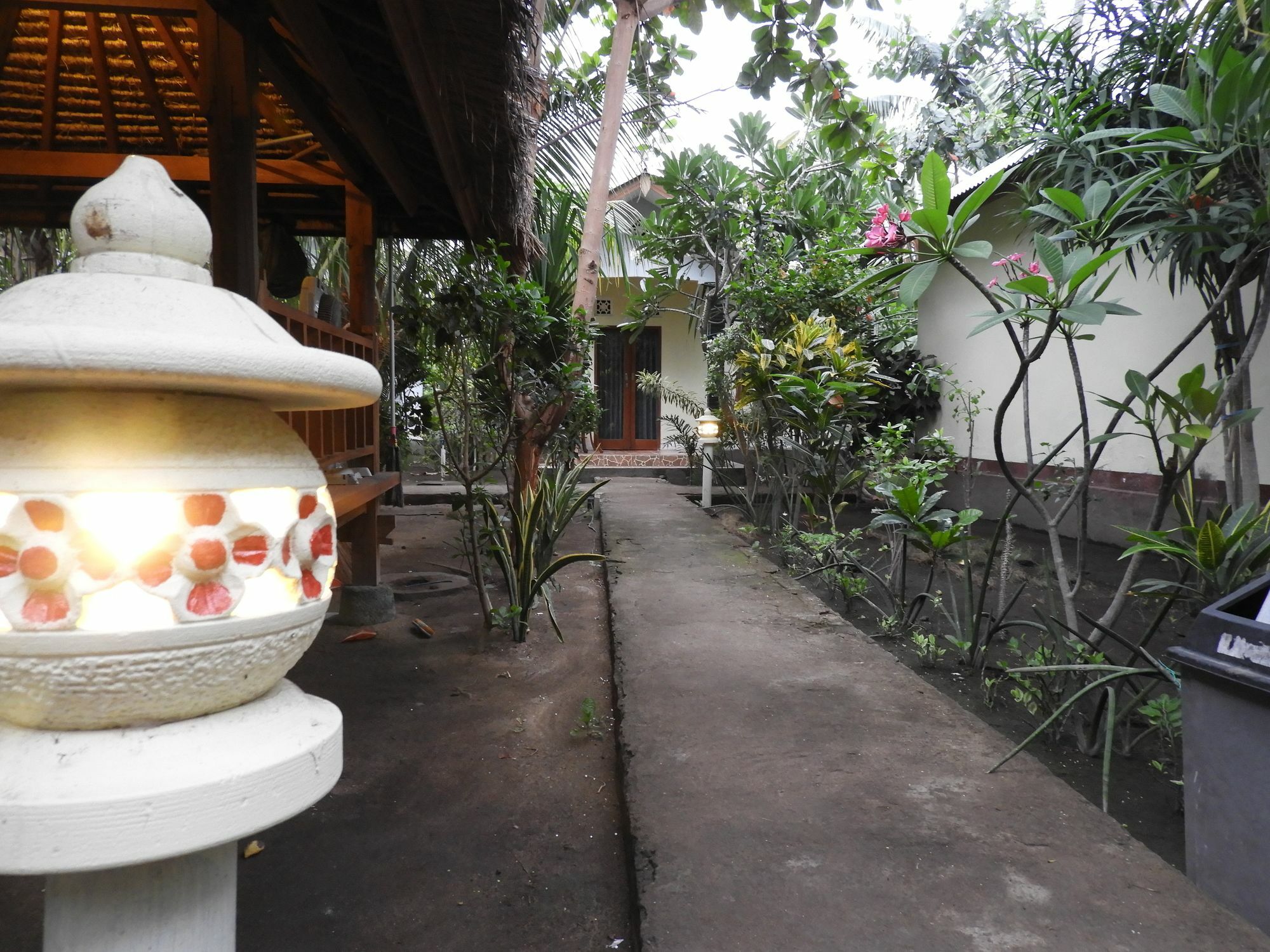 Toro Toro Bungalow Gili Air Exterior photo