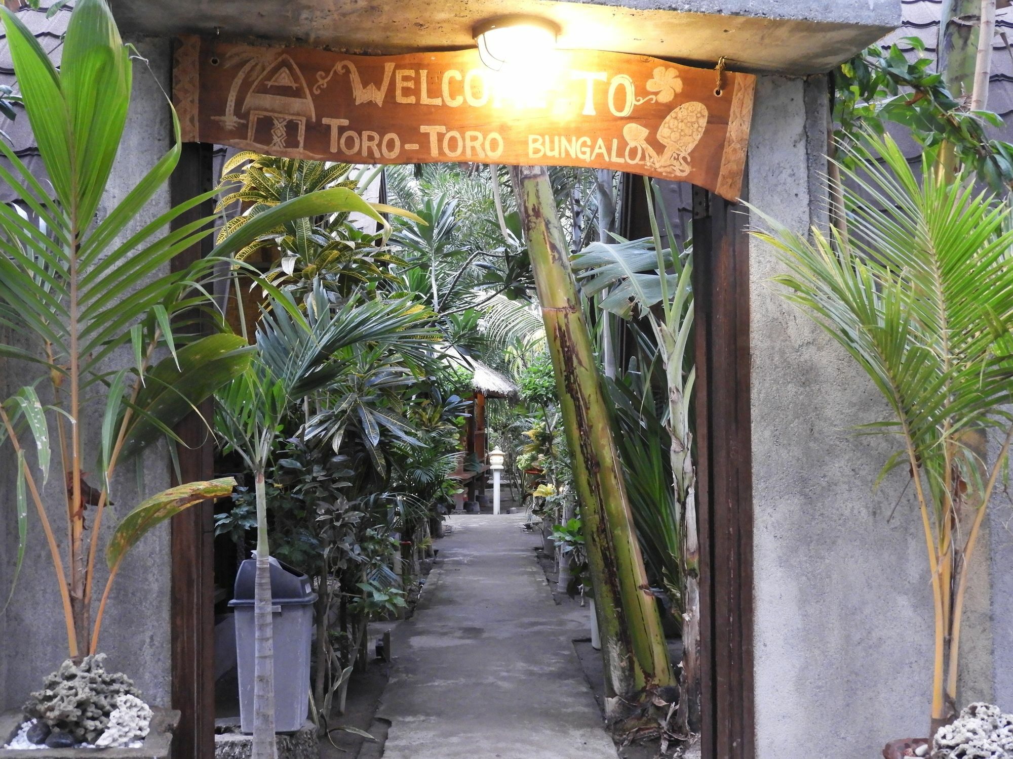 Toro Toro Bungalow Gili Air Exterior photo